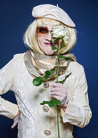 IRMGARD KNEF  Noch da!