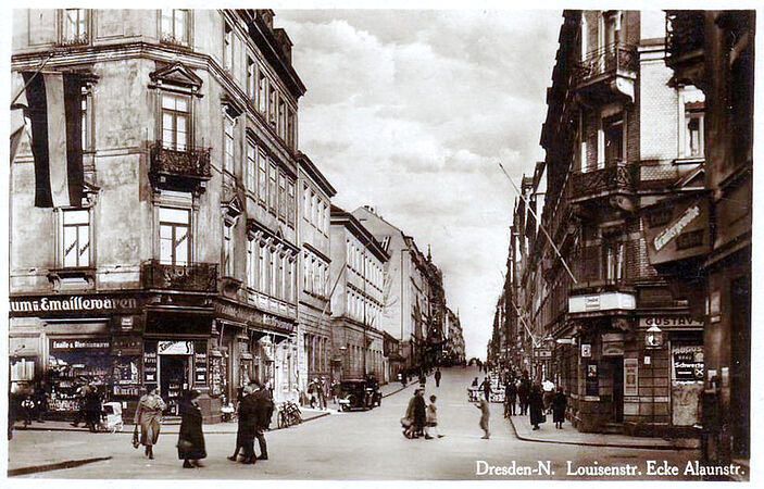 Louisenstraße Ecke Alaunstraße · um 1940 | Postkarte
