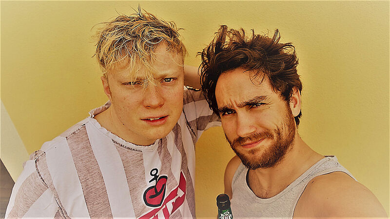 Kleinschmidt & Hinsch | theater(kahn)podcast Valentin Kleinschmidt & Jannik Hinsch